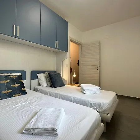 Eucalyptus-san Remo-free Parking * Sanremo